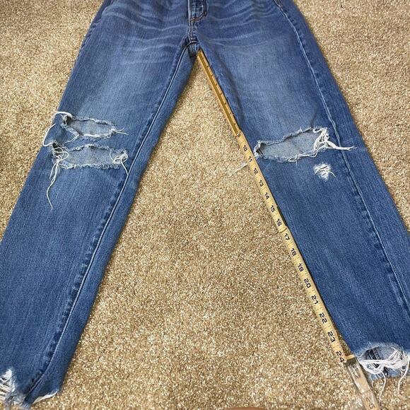 American Eagle High Rise Girlfriend jeans button fly distressed raw hem SZ 2 - Picture 6 of 9